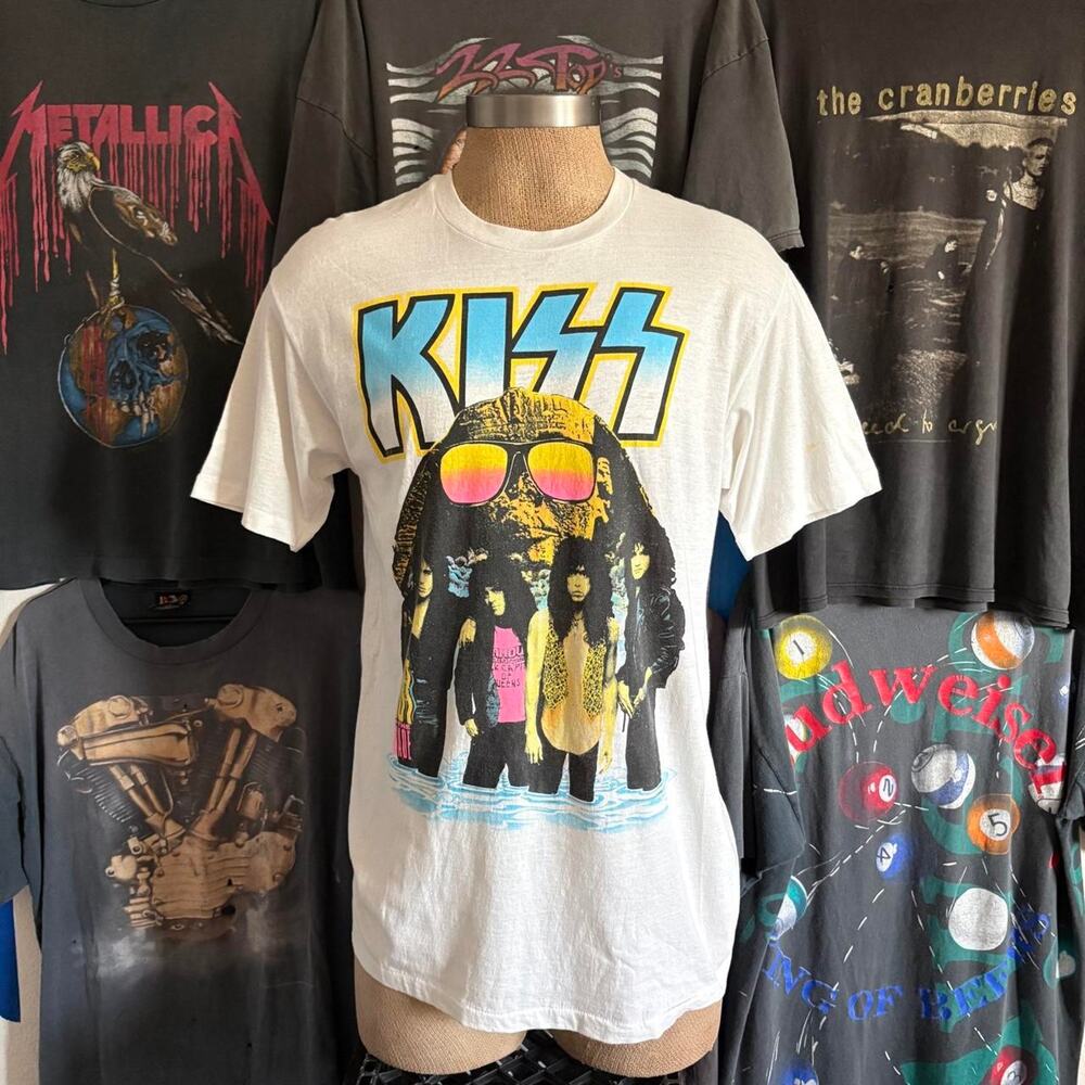 Vintage 1990s kiss band t shirt